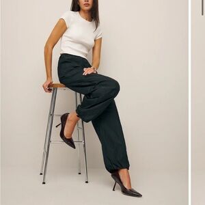 Reformation Petites Camden Pant Black - Size MP